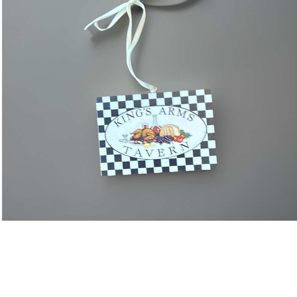 Colonial Williamsburg Kings Arms Tavern Sign Woodcraft Ornament 2.5x 3.25"‎ EUC